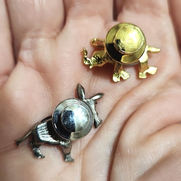 Nordstrom Set Of Elephant & Donkey Clutch Lapel Pins - Picture 2 of 4